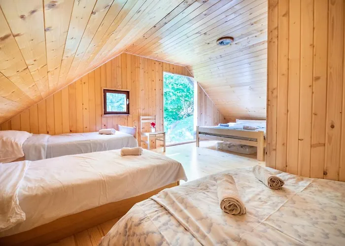 Miha - Mihcevo Plece Lodge